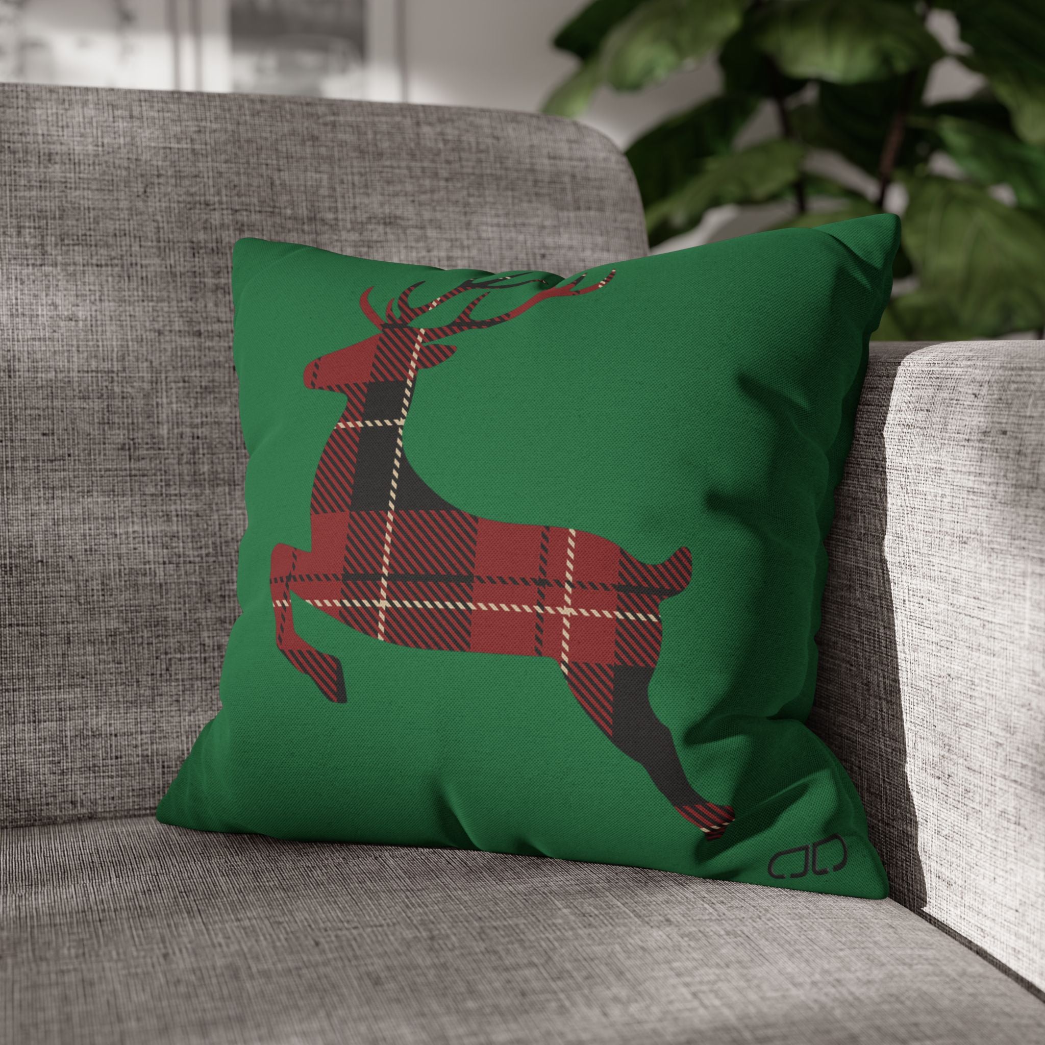 Plaid Reindeer Holiday Pillowcase — Green Christmas Throw Pillow Cover