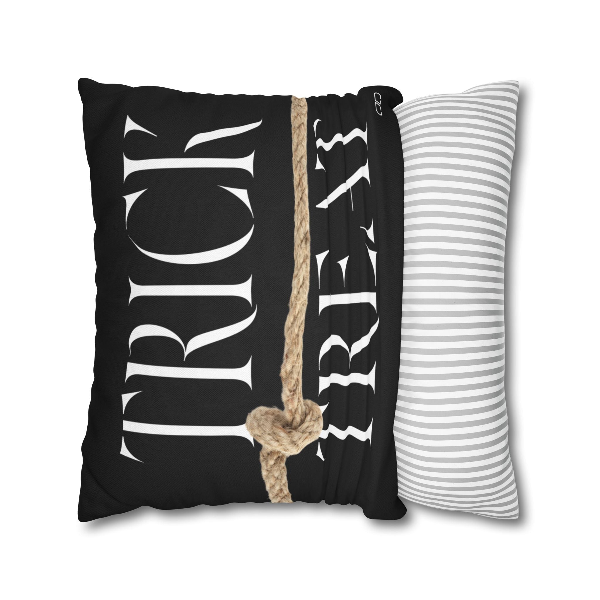 Halloween Trick or Treat Pillowcase, Spun Polyester Home Decor, Cozy Autumn Vibes, Seasonal Cushion Cover, Perfect for Fall Celebrations